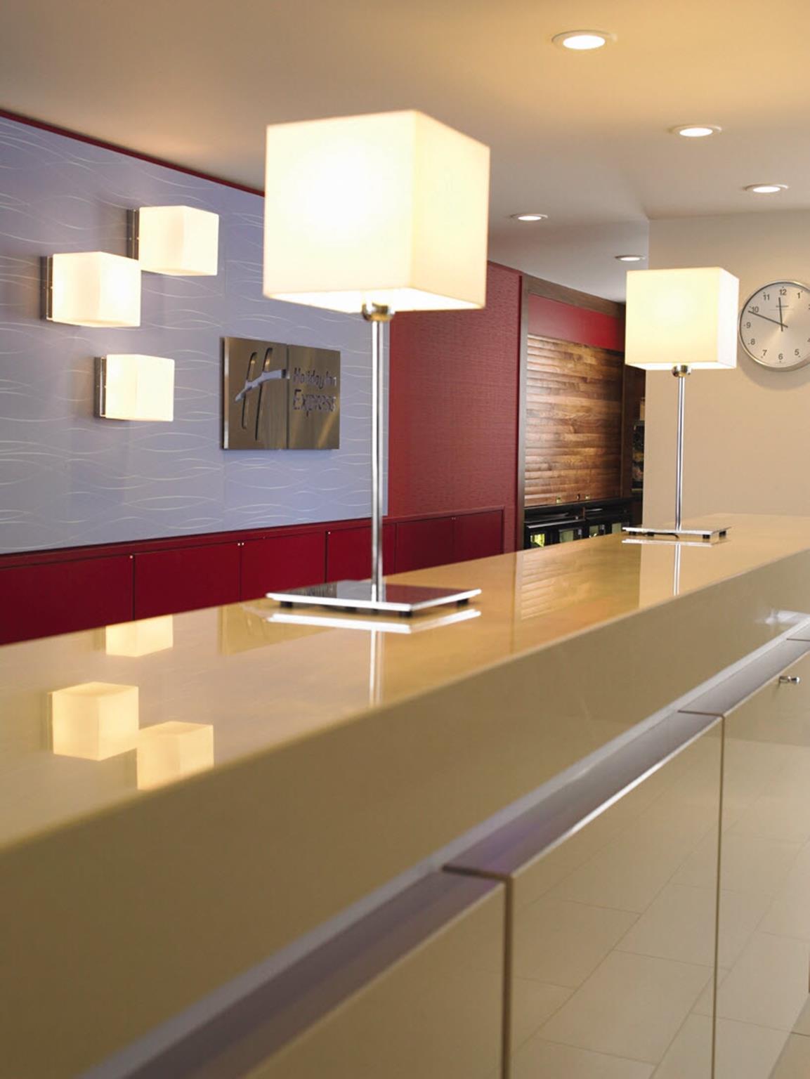Holiday Inn Express Shenyang Tawan, An Ihg Hotel Екстериор снимка