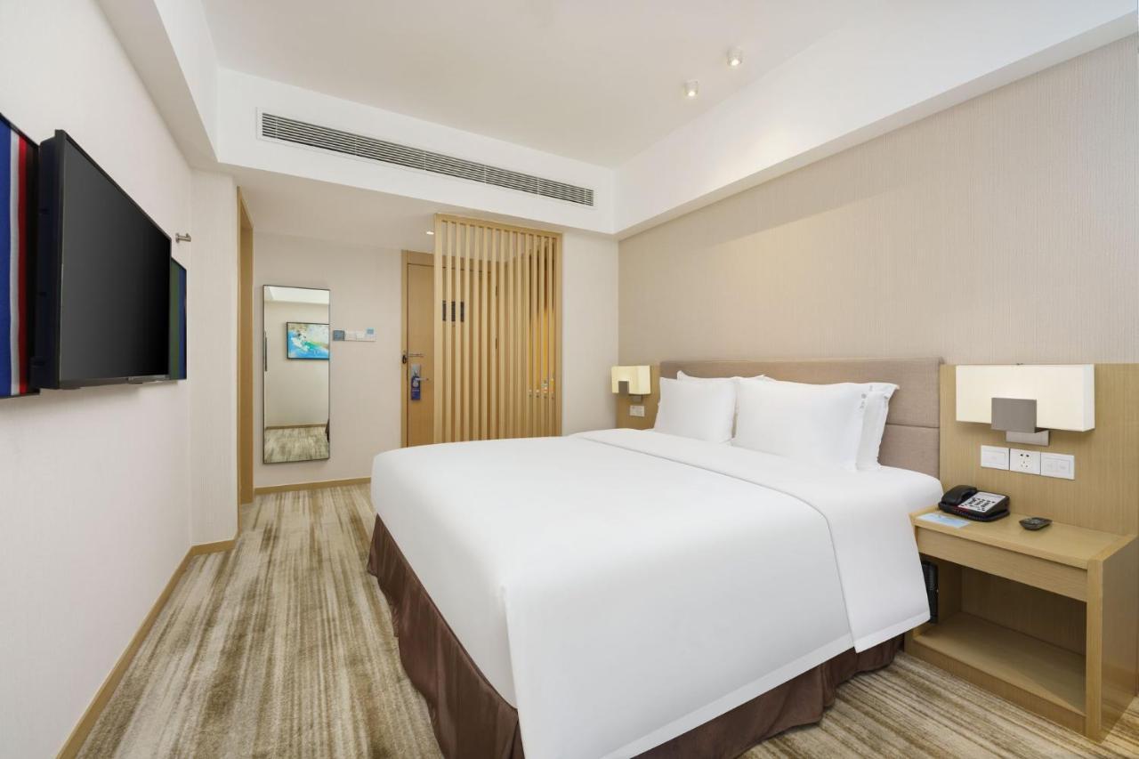 Holiday Inn Express Shenyang Tawan, An Ihg Hotel Екстериор снимка