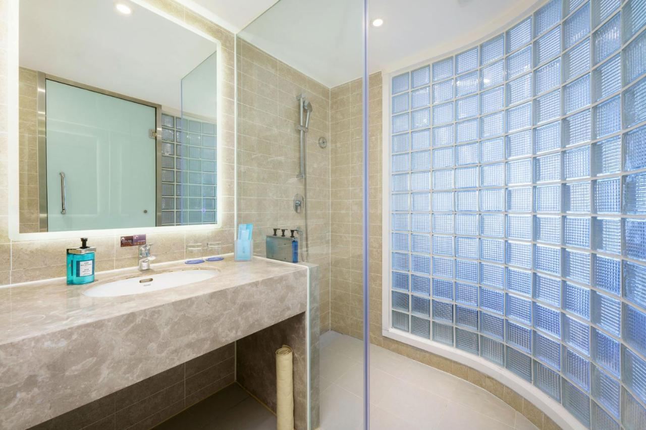 Holiday Inn Express Shenyang Tawan, An Ihg Hotel Екстериор снимка